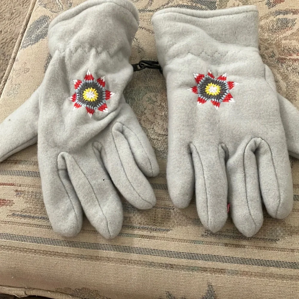 FINAL MARKDOWN Ladies fleece gloves